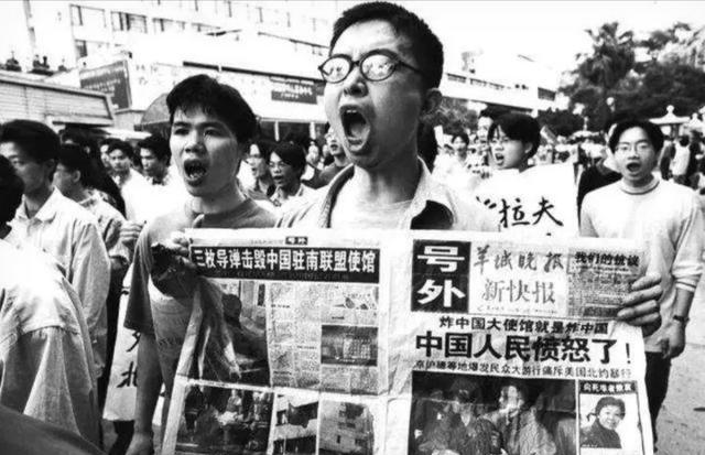 事实证明：冷战后美国对华最大的失误是1999年炸大使馆。因为炸大使馆是把中国亲西