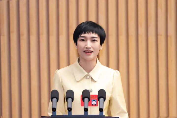 张蕙娜任杭州市钱塘区副区长、代理区长