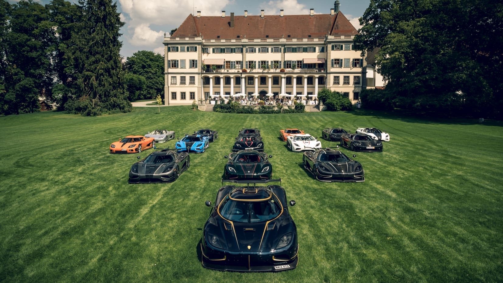 网上翻到老图片Koenigsegg‘sGhostSquadront