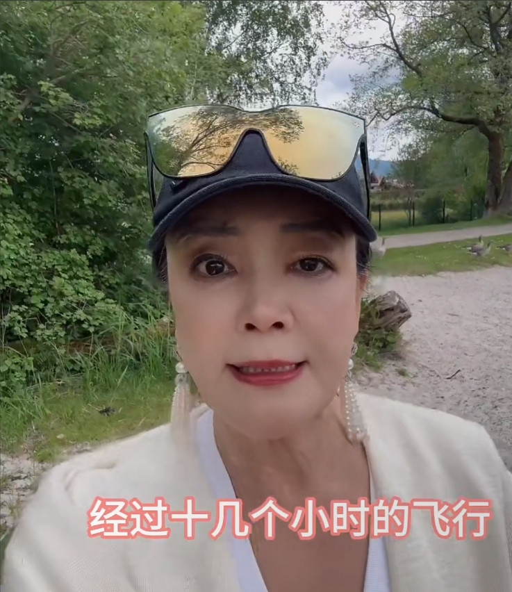 刚刚张兰发视频，向粉丝们报平安，已经安全到达欧洲了！张兰笑着说我可不是来度假的