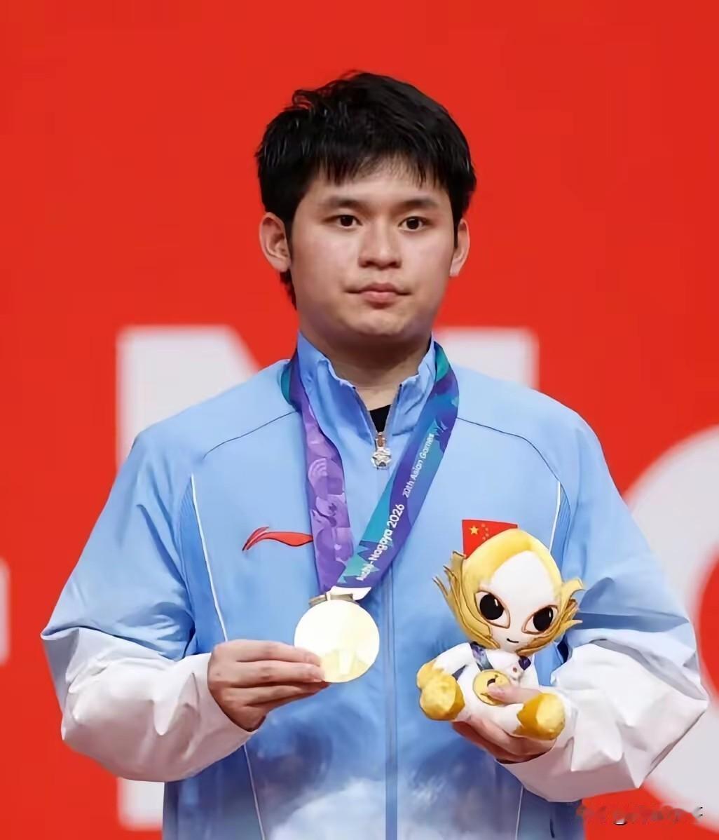 气人，林诗栋拿到亚运会男单冠军后，竟然被调侃这么强，为何不去打一单，首先团体