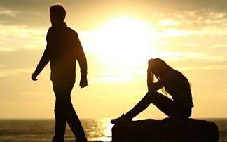 福建南平，丈夫在外创业，常年和妻子两地分居。突然有一天，妻子收到一份寄给丈夫的“