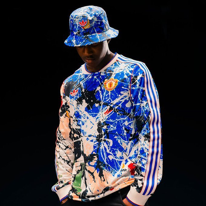 卡里克谈及梅努“他能拿球，能游弋，能控球，有时能踢得更深一些，有时又能踢得更靠前