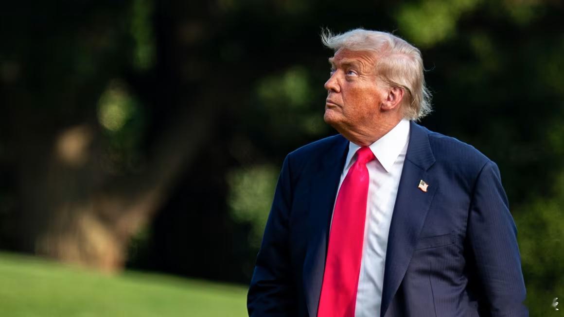 【美国人对特朗普的混乱变得麻木】（CNN）特朗普疯狂而动荡的一天表明了为什么大多