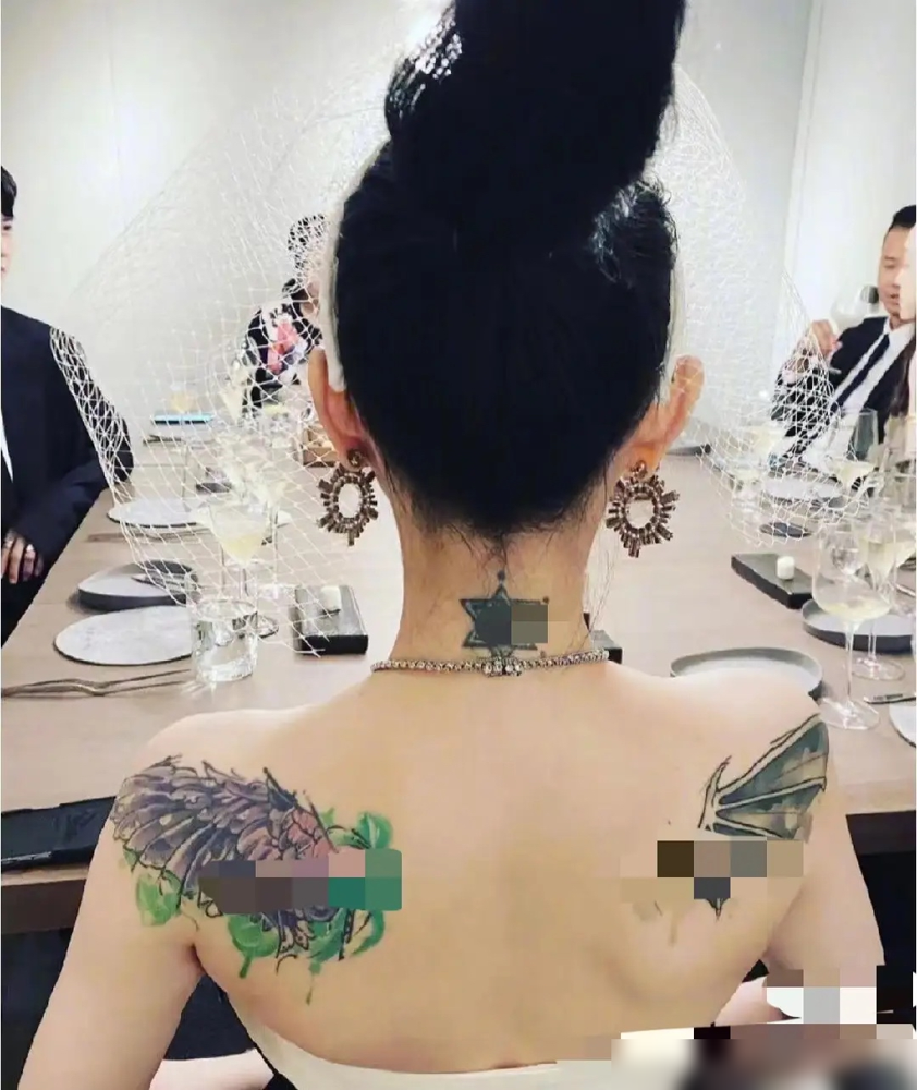 离婚协议签得再漂亮，也防不住人走茶凉。汪小菲每月一百万的抚养费，外加水电房贷，付到2038年，总数破