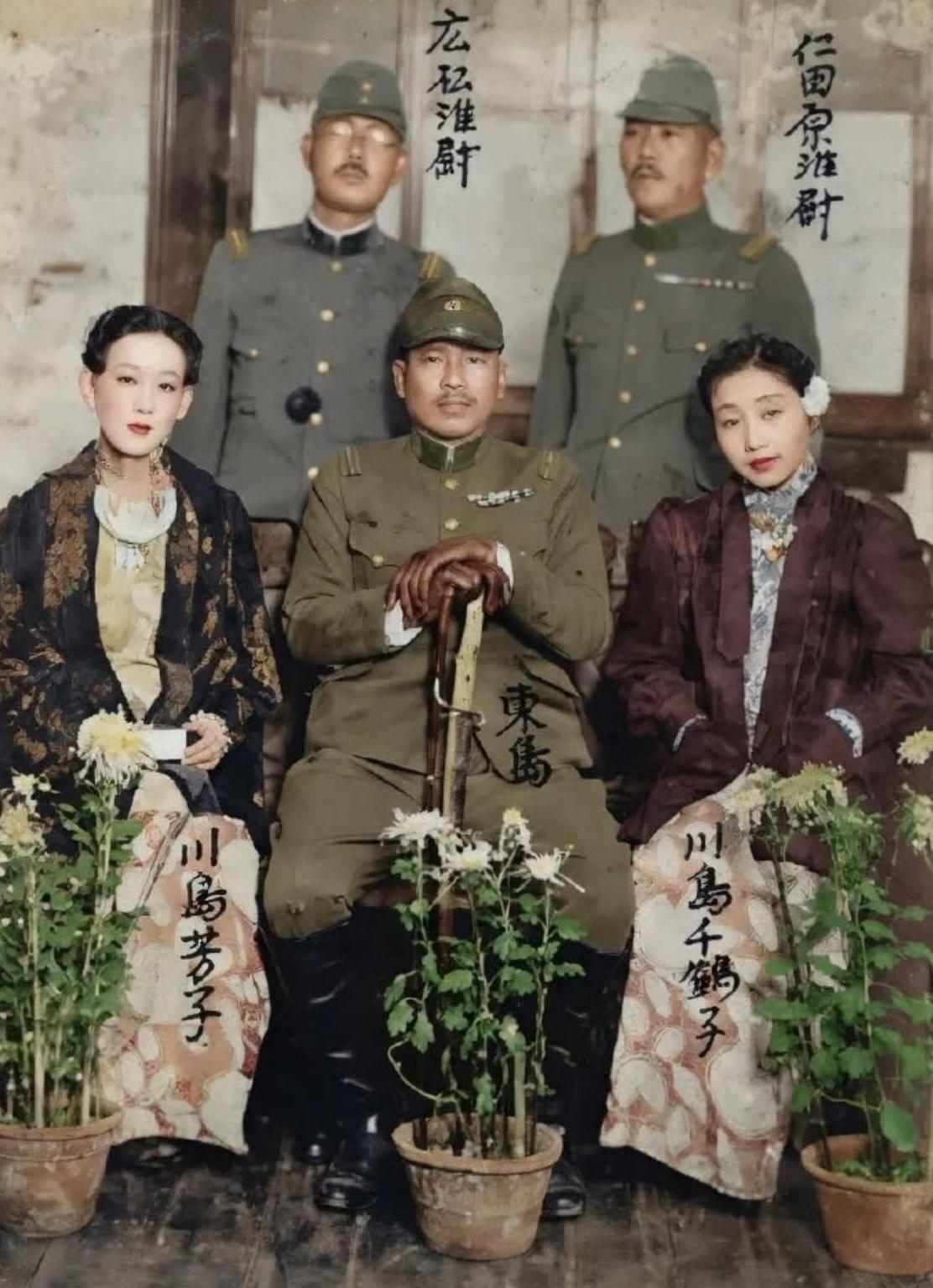 1937年天津，川岛芳子历史留影！作为满清和硕肃亲王爱新觉罗·善耆第14个女儿，