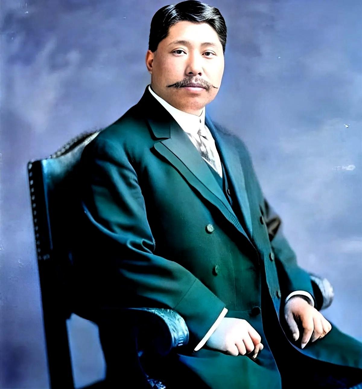 我跟你讲个事儿，你可能下巴都得掉下来。长沙曾经半座城的地界，都是黄兴家的祖业