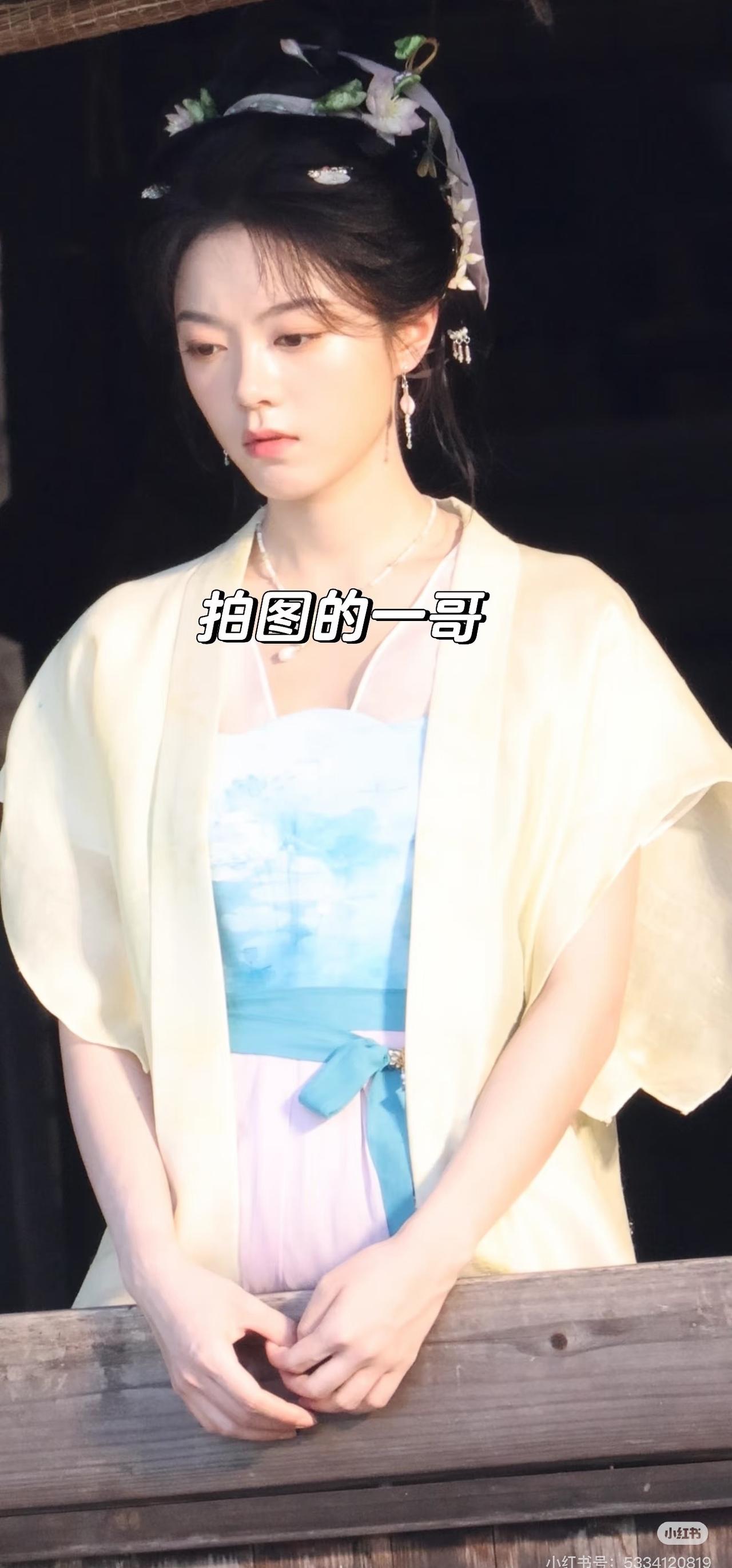 tg【🌾】1913:肤若凝脂具像化赵今麦楚听雨​​​