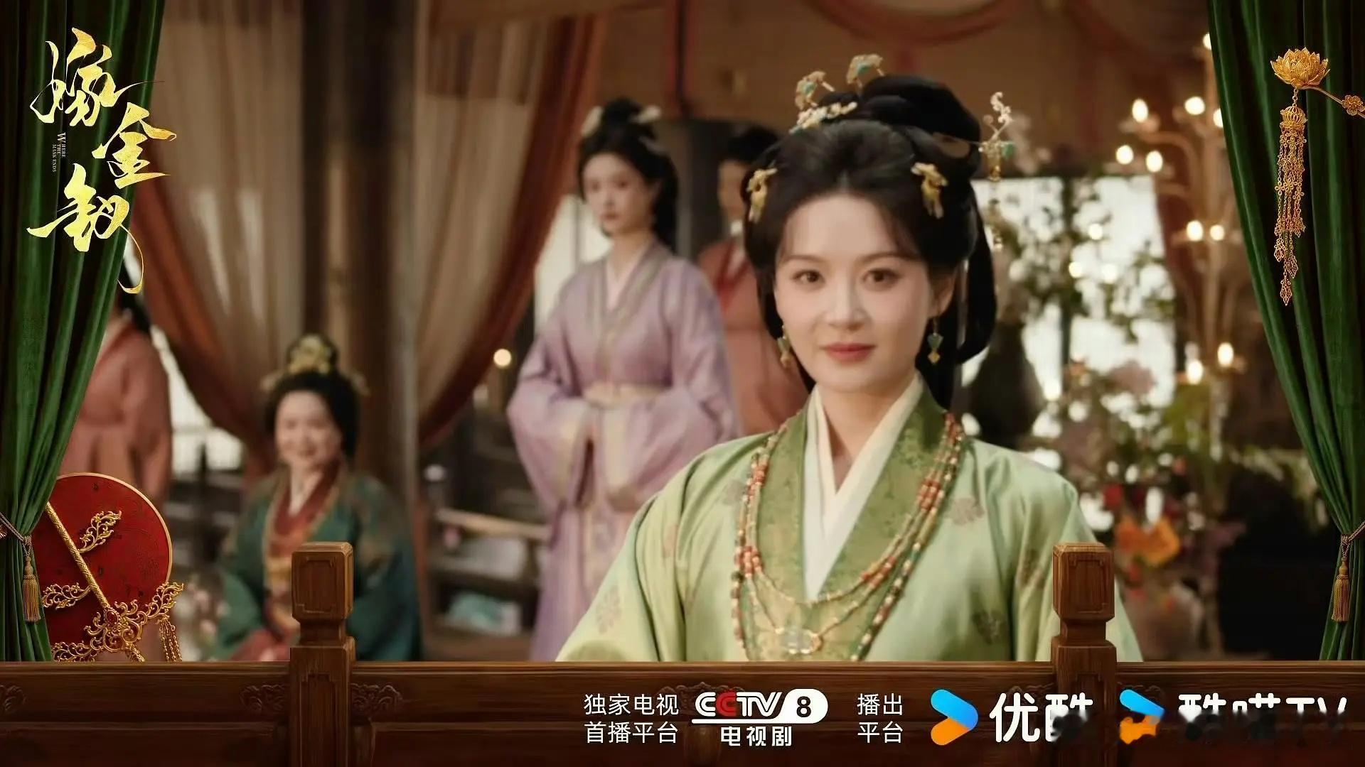 田曦薇又带闺蜜进组了呀带闺蜜进了几个组了，好羡慕​​​