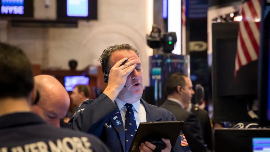 美股大跌, 道指狂泻近800点! 中概股承压