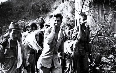 1992年，美国总统老布什参加日本国宴，在吃了一道生鱼片后，突然全身抽搐呕吐不止