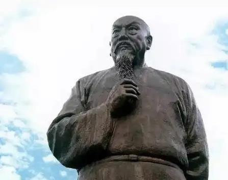 1842年，你以为的林则徐被贬新疆：风餐露宿，风吹日晒。那你就错了，那不是林则徐