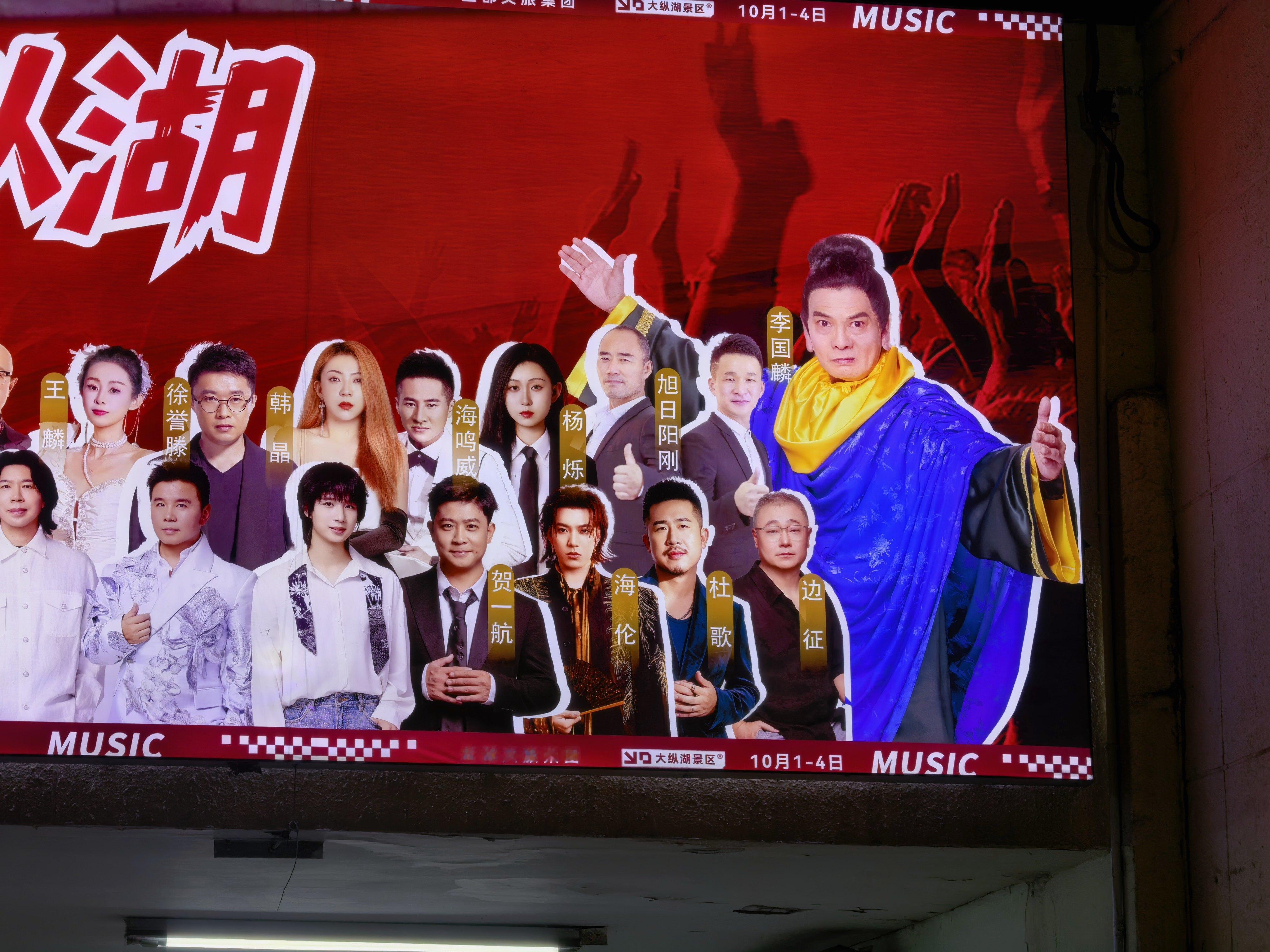 李国麟老师来盐城了？欢迎欢迎[大笑][大笑]​​​