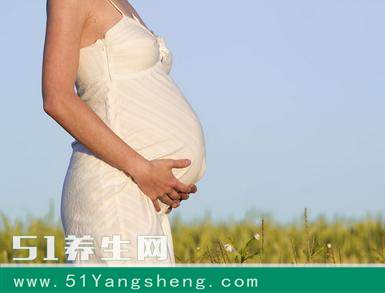 宝宝出生后才发现不健全, 原来是孕妈在怀孕期间的恶习所致
