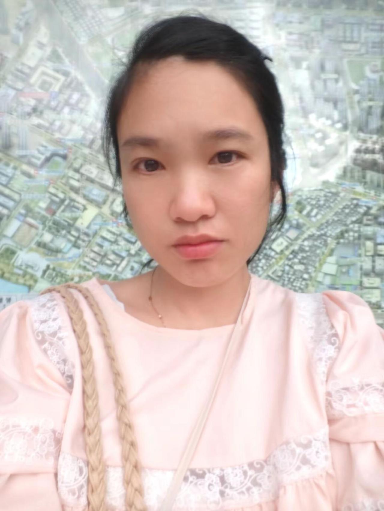 买了东西快递回娘家，我爸说那玩意好吃么？我说我是买给我妈吃的，不是买给你吃的，爱
