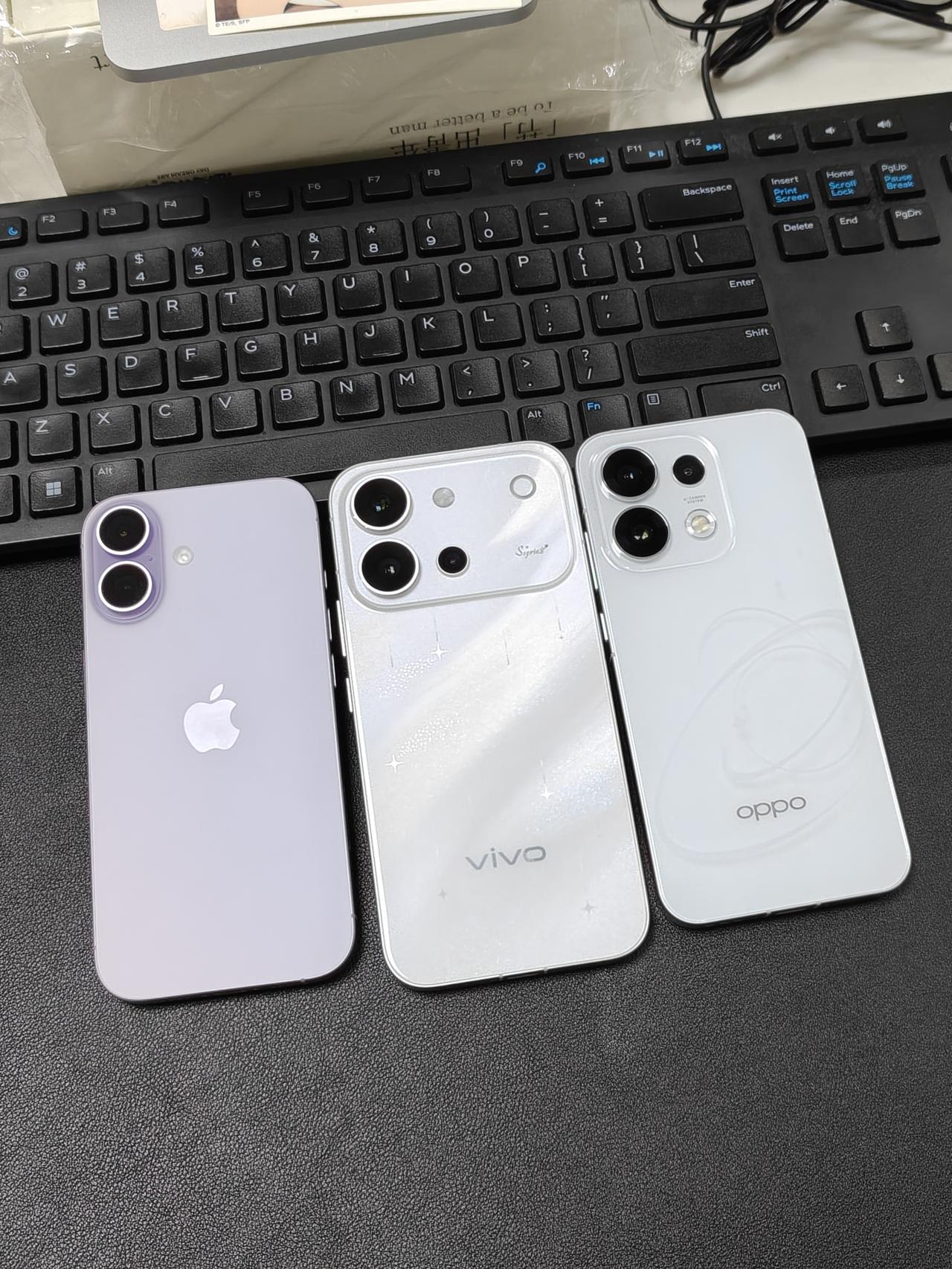 买国产中端机不如看看iPhone17？iPhone17标准版17有了高刷屏幕，