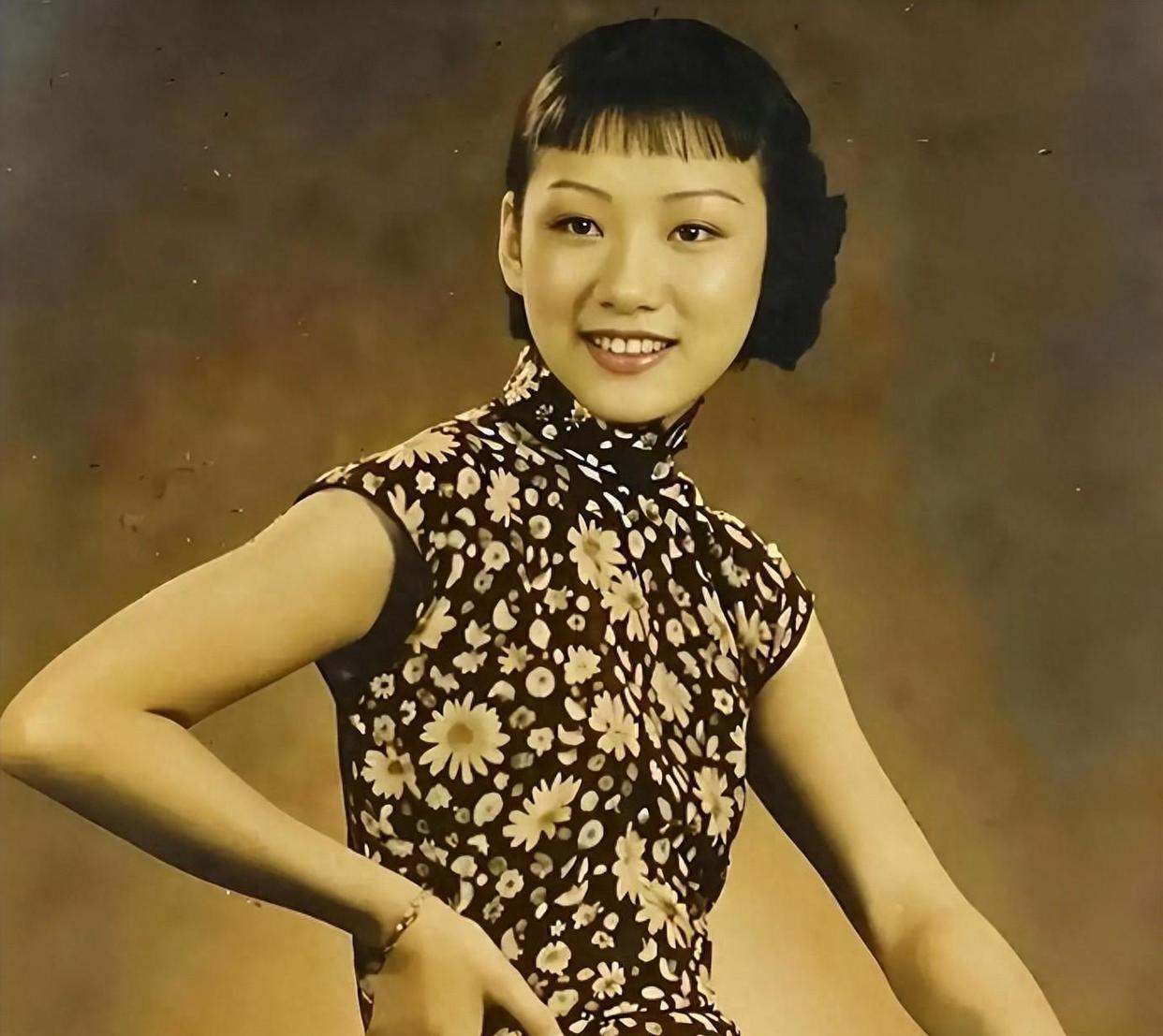 吴忆梅是军统女特务，上海人，任职军统多地外勤高级潜伏特工，绰号“千面女郎”，是军