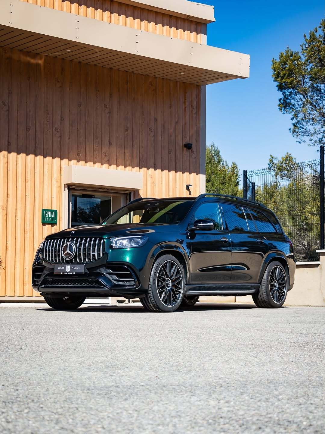 梅赛德斯–AMGGLS63