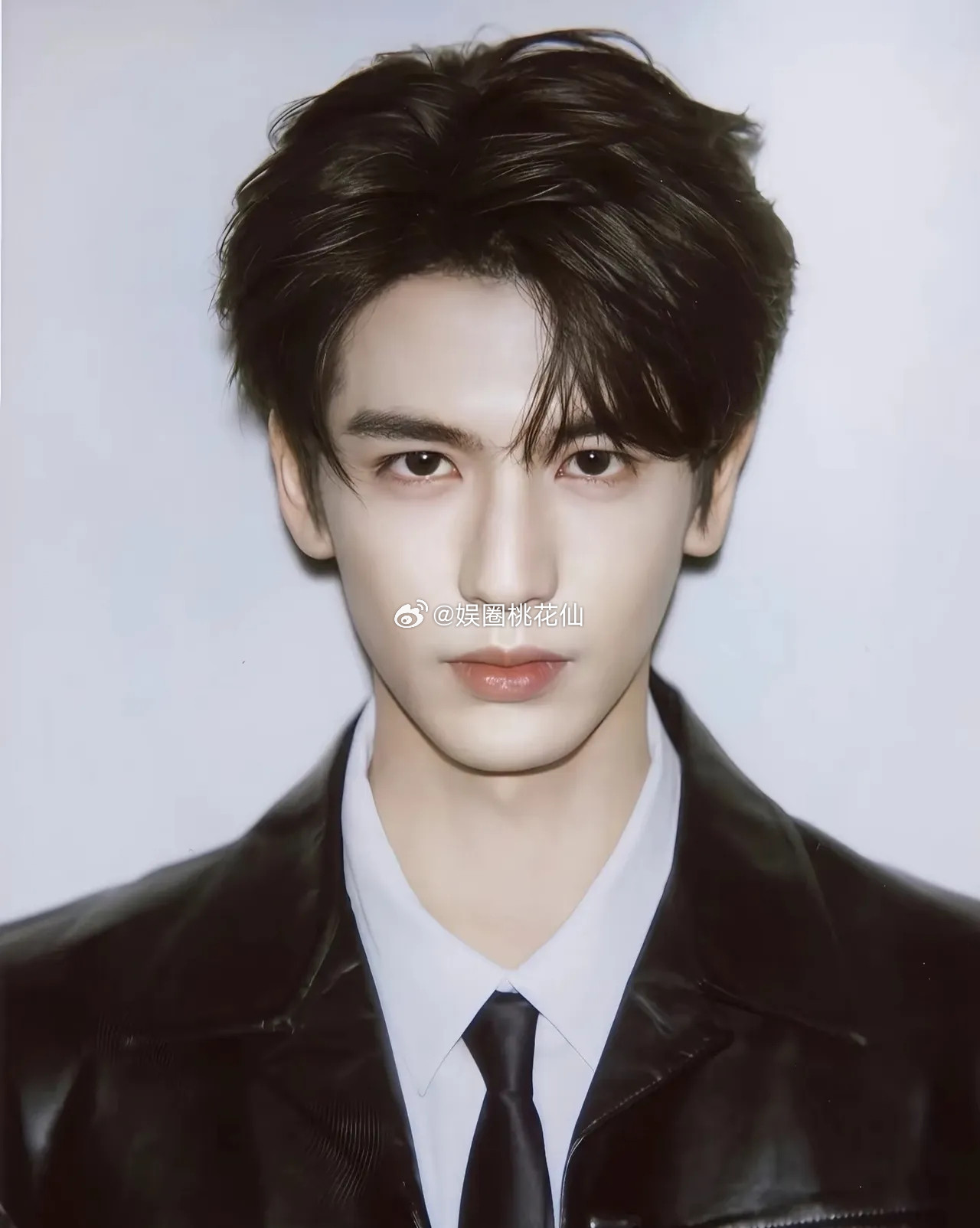 爱奇艺古装剧《一念江南》曝阵容调整与重启消息，该剧原属虞书欣，因其暴雷项目停滞，