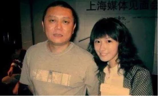 2005年的一天，王朔给徐静蕾打了个电话，俩人已经分手一年多，没多余寒暄，就一句