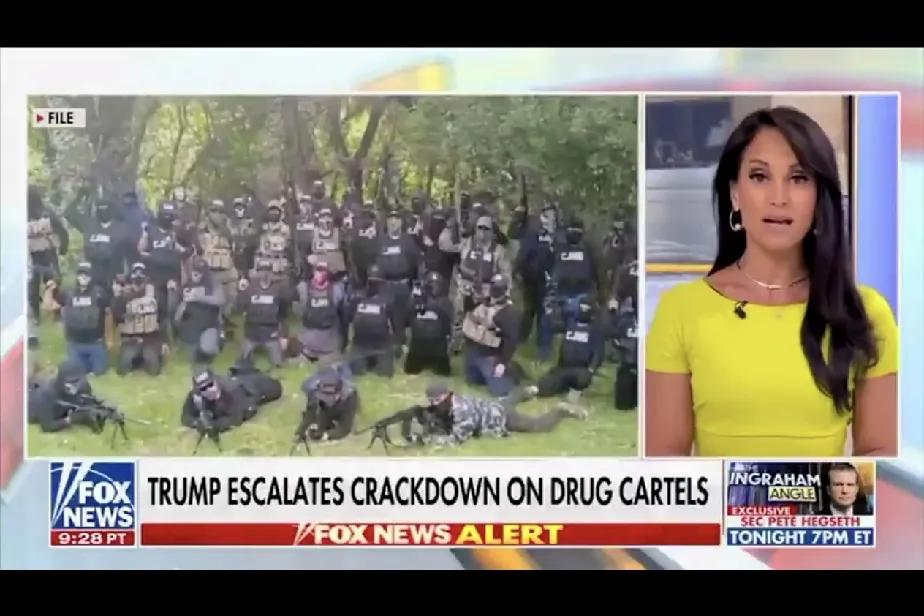 🚨🇺🇸🇲🇽新的“禁毒战争”是一场真正的战争。据报道，在将贩毒集团指