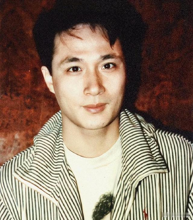 吴镇宇刷老年卡被质疑果然大家都老了，这些年大家变老的速度，确实在感觉上超过了以前