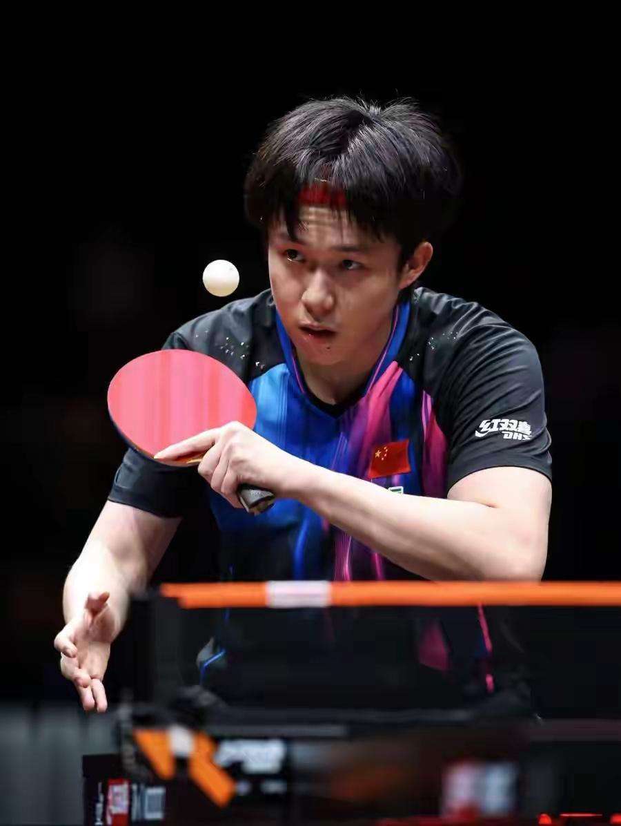 日本18岁小将松岛辉空赛前放话“王楚钦不难打”，昨晚却差点让观众心跳停摆！他一度