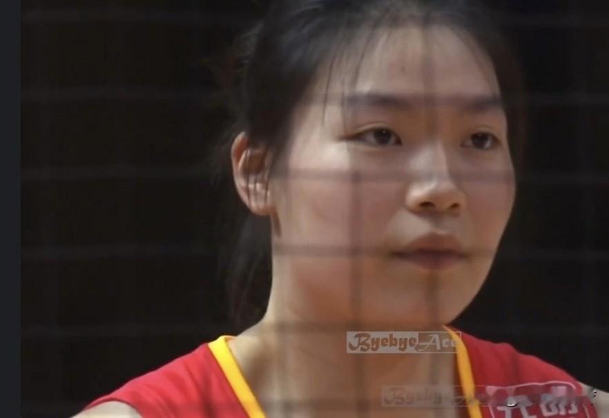 小二传张籽萱一鸣惊人！看到了中国女排的希望！中国女排时隔多年终于又迎来了一位天才