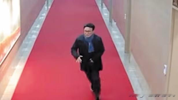 韩政坛罗生门愈演愈烈！监控录像蹊跷外泄，金民锡和金语俊利益结盟引热议7月10