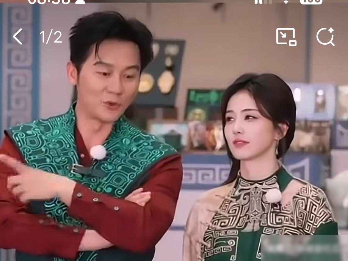 果然猜的一点都没错李晨和白鹿，跑男两边都想抓住，这一期给他们放到同一组，看着像