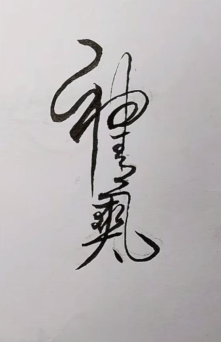 〔哺乳动物的特征〕哺乳类动物的特征：（1）体表被毛，身体分部，用肺呼吸