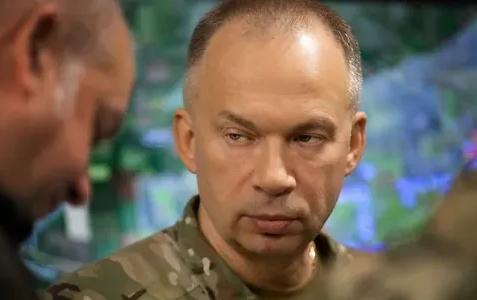 乌克兰总司令瑟尔斯基也快下台了！自从他上台以来，乌军就节节败退，甚至失去了重要