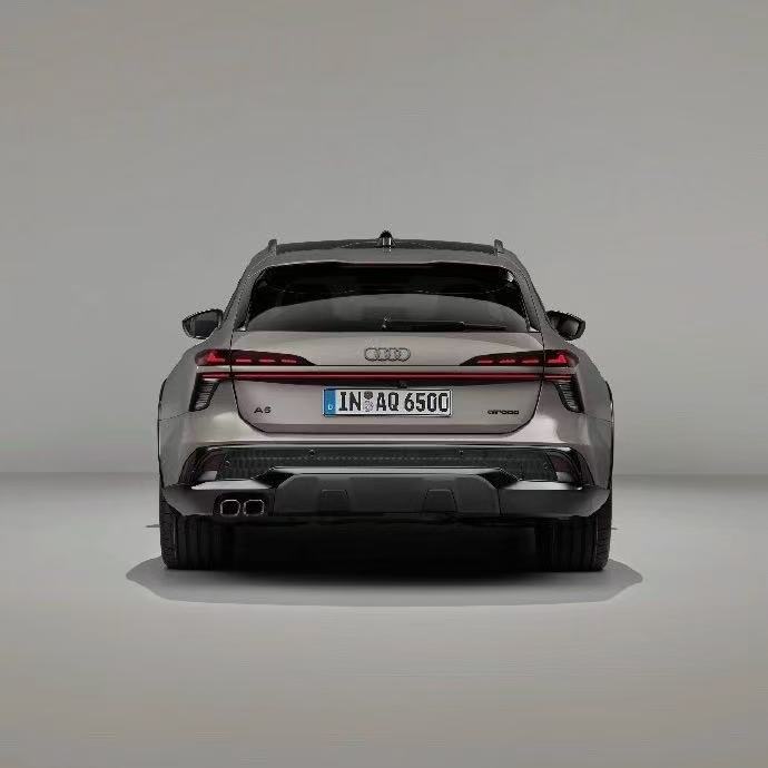 全新奥迪A6allroad，比旅行版宽了110mm，这大宽体！来国内的可能是