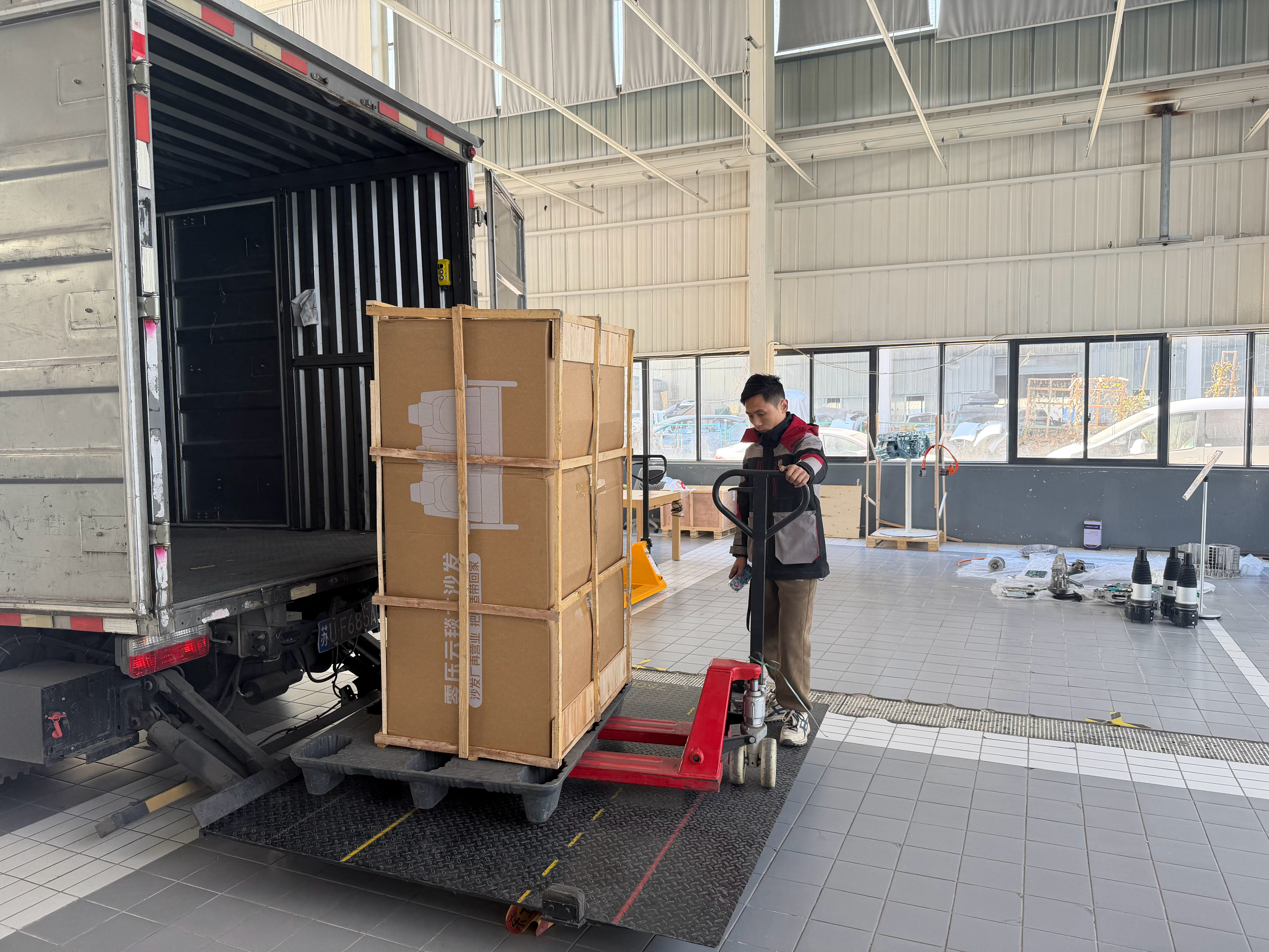 东风日产这个沙发运费不得了东风日产n6