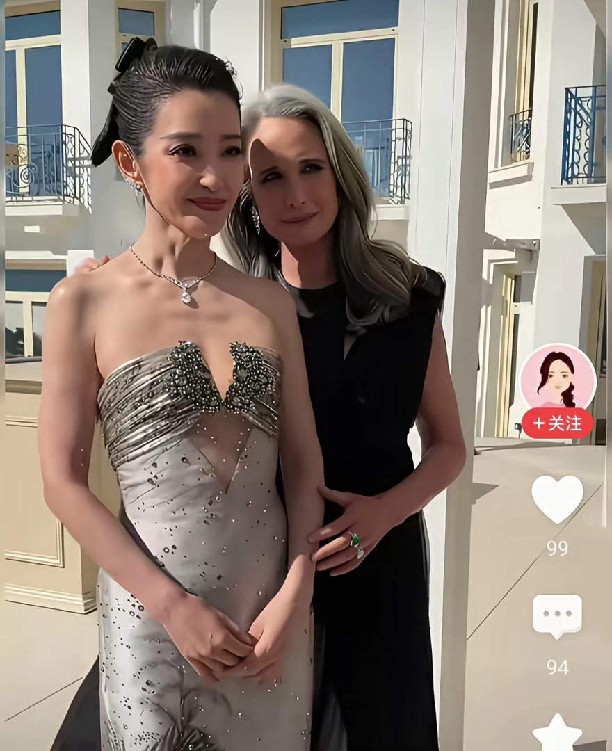你们看明星李冰冰才53岁，她有瘦有老成这样，而和她相同年龄的女演员比，她年轻多了
