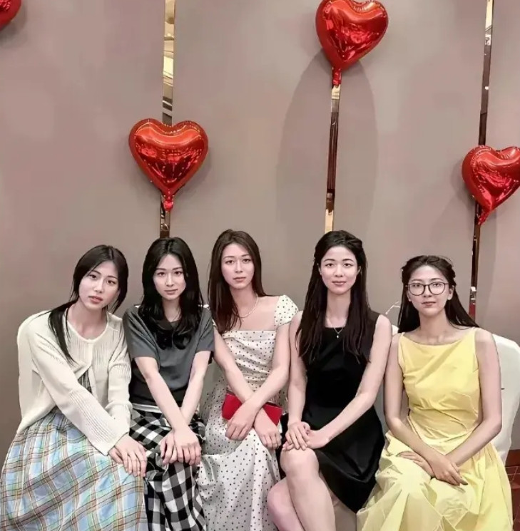 这几个人去相亲，你会选谁？