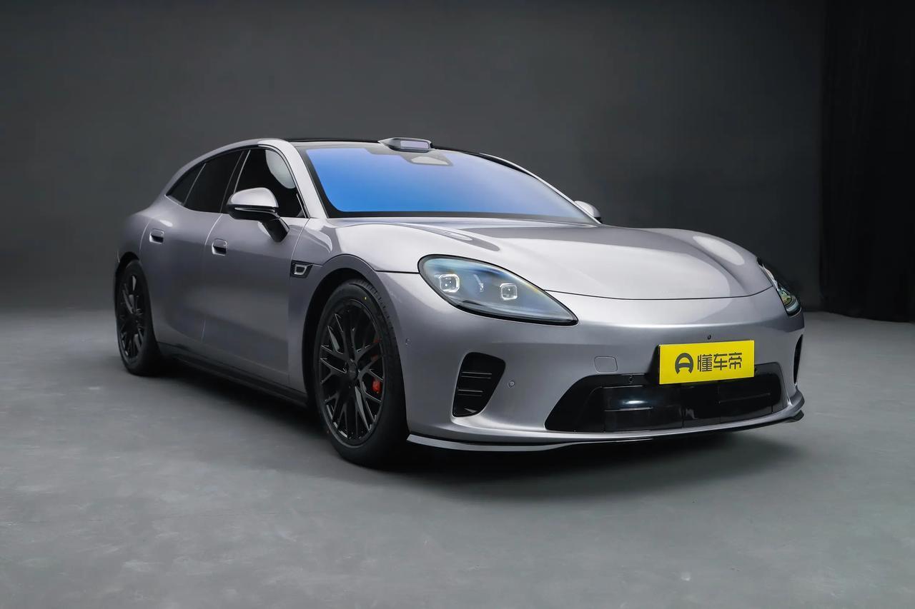 启境GT7这波，我觉得就是猎装车终于有人认真补课了。极氪001都开始那么多年了，