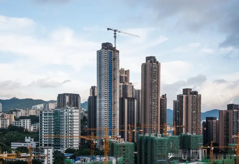 五一前的楼市利好出来了。深圳楼市的限购又放松了一点。然后，就这。就这种程度