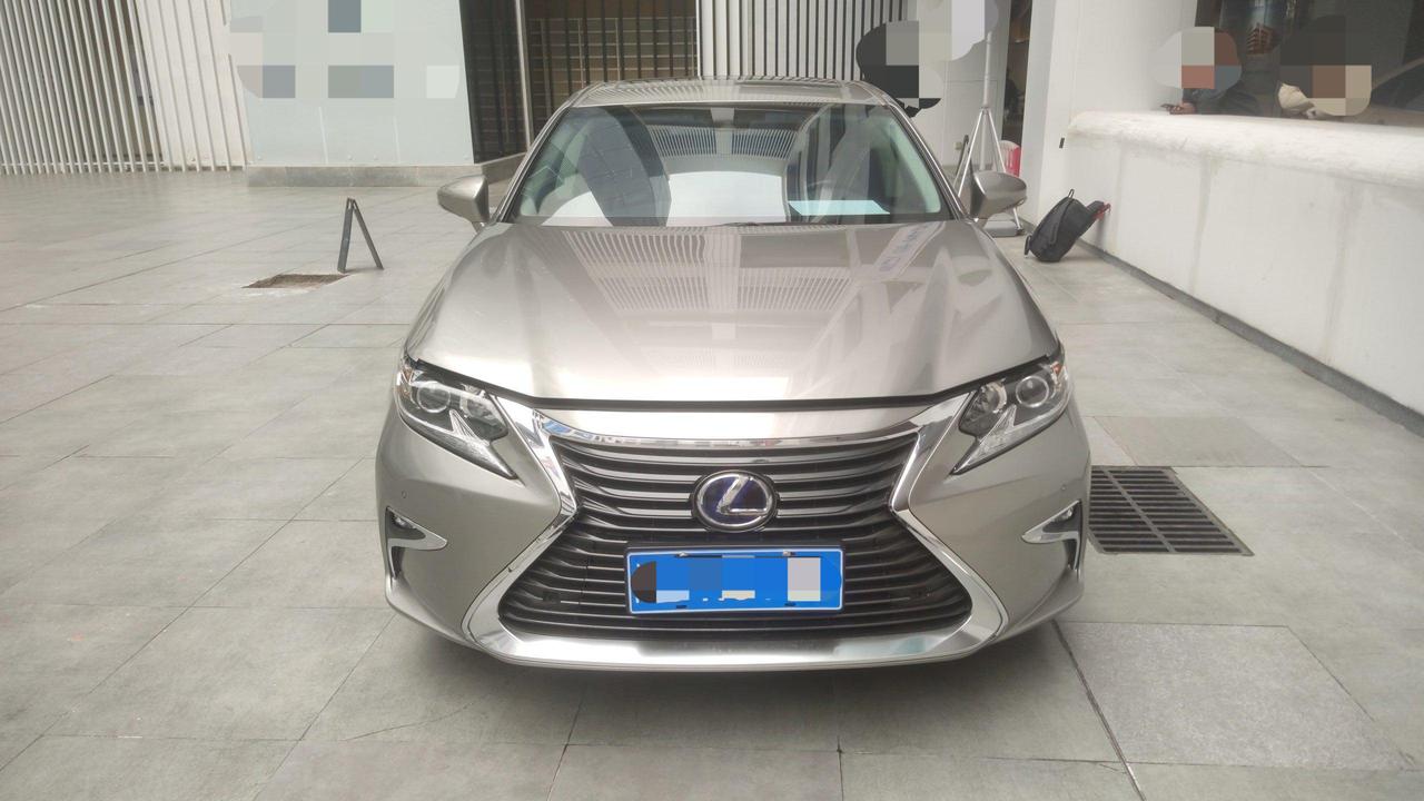 雷克萨斯还是雷克萨斯，八年前的ES300卖13万！前两天验了一台雷克萨斯ES3