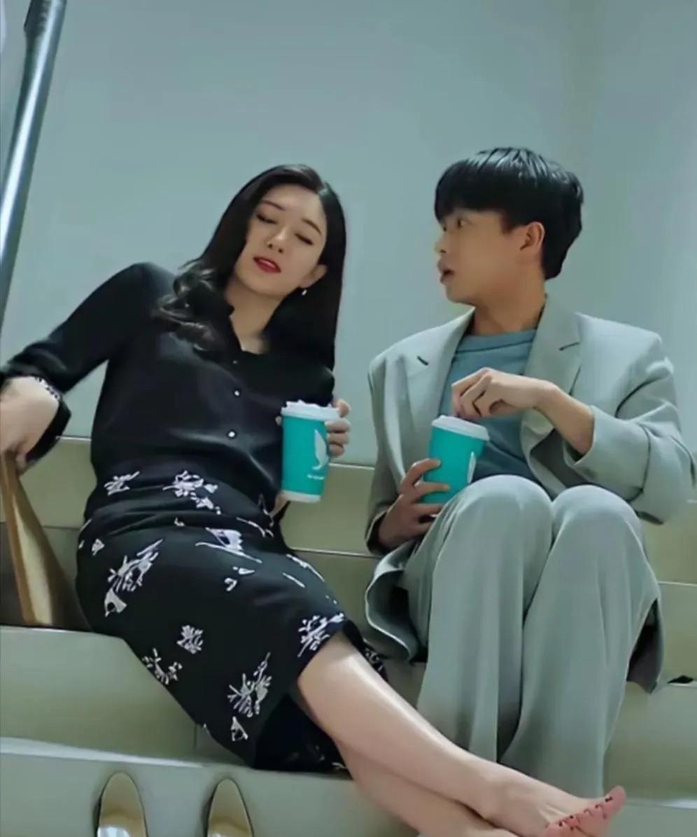 江疏影，足够美丽。