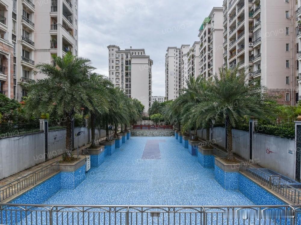 从510万到210万，保利花园4年蒸发300万保利花园，海珠区工业大道南。