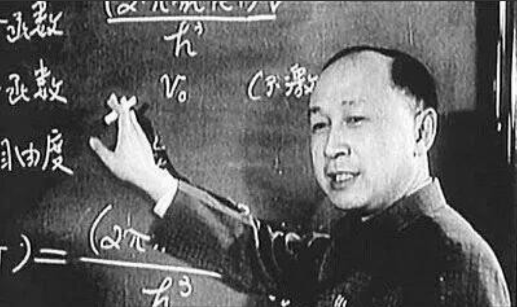 1955年钱学森回国后，发现国内尖端人才严重缺乏，无法承担起当时最关键的装备研发
