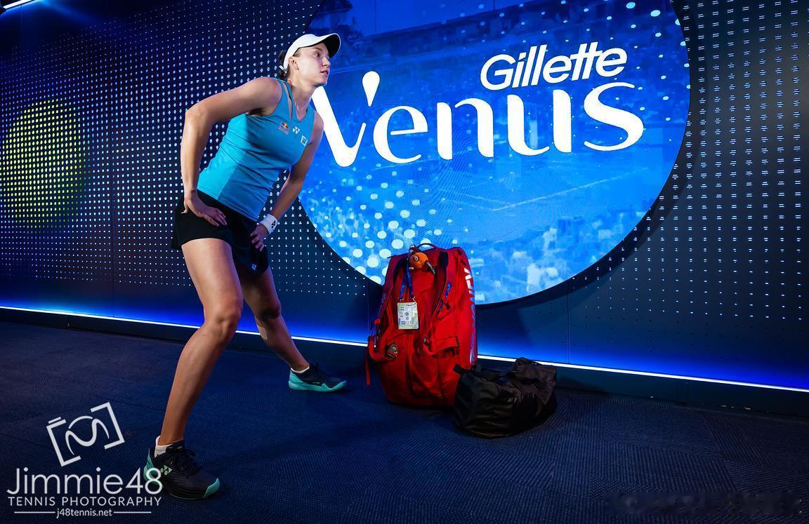 莱巴金娜北美硬地赛程：•WTA1000多伦多站🇨🇦，8月2日至13日。首