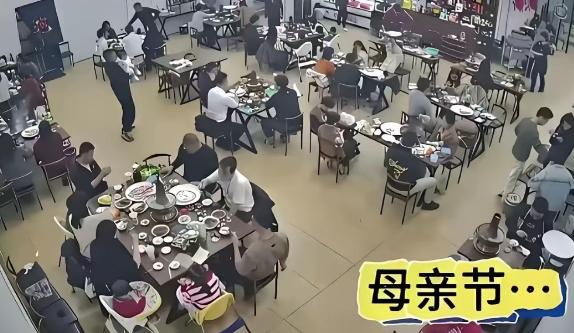 “取消父亲节吧，没有对比就没有伤害。”父亲节是一个连资本都懒得搭理懒得炒作的节