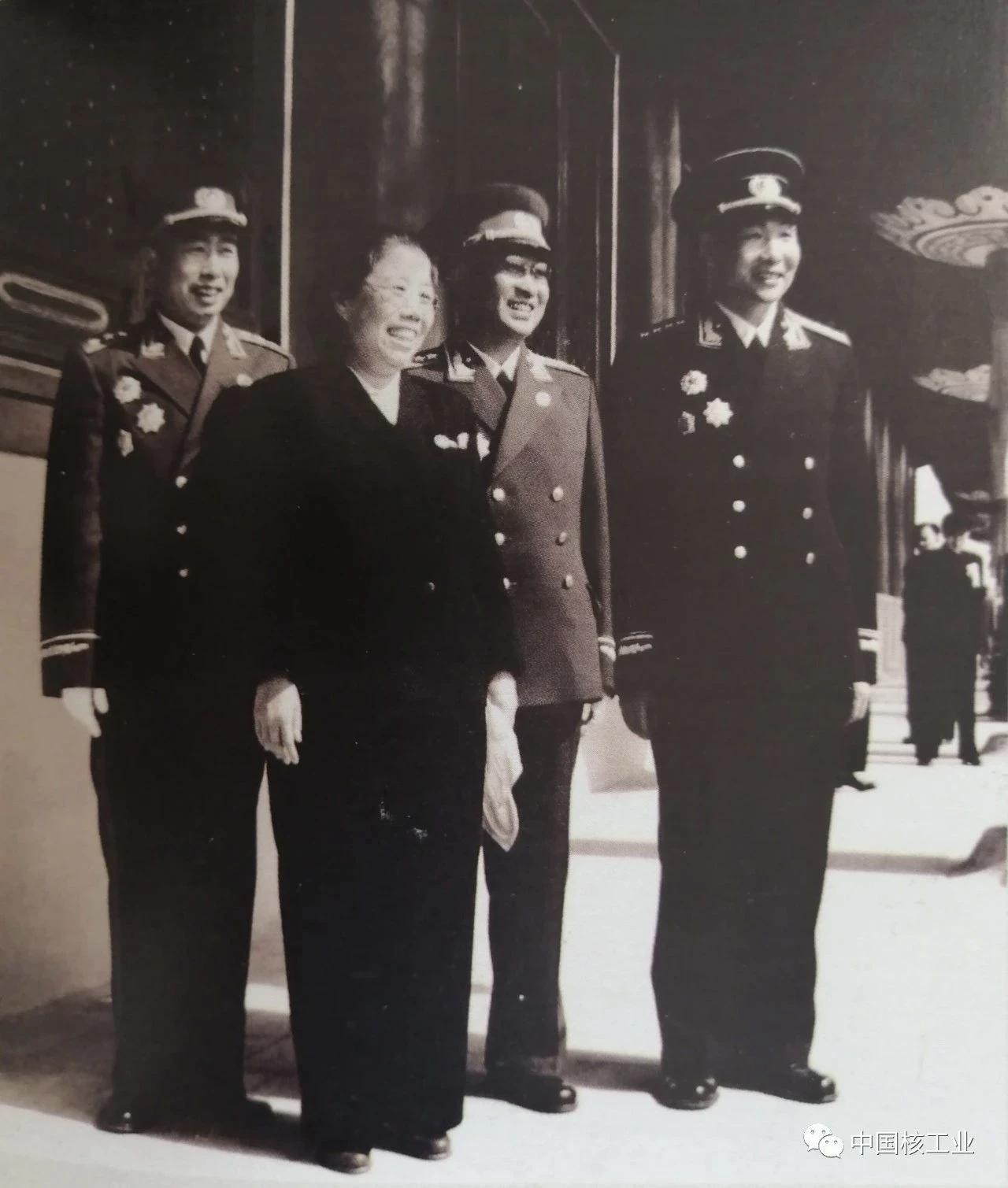 宋任穷将军子女信息以下为网络搜寻信息，不一定保真。儿子（2人）