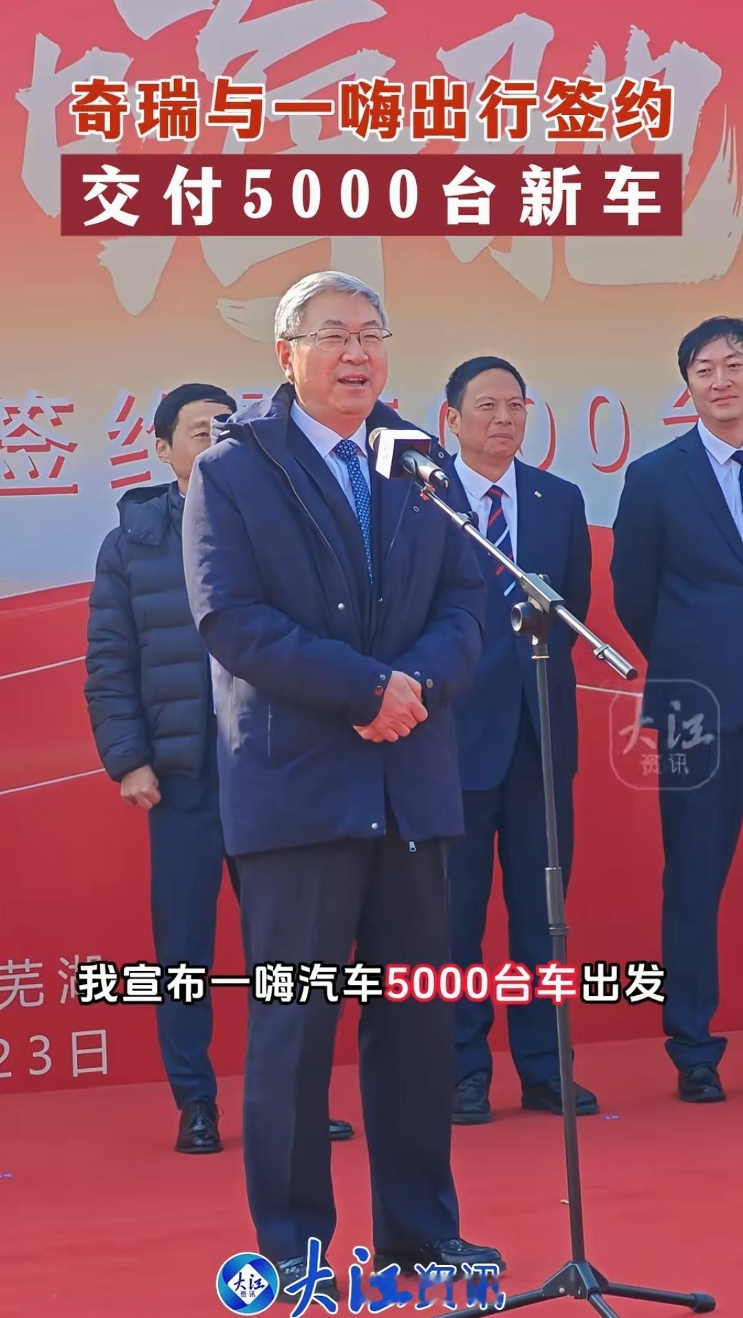 这租车生意是真来钱，车企眼红不是一天两天了。一嗨这种公司，停车场里车比4S店