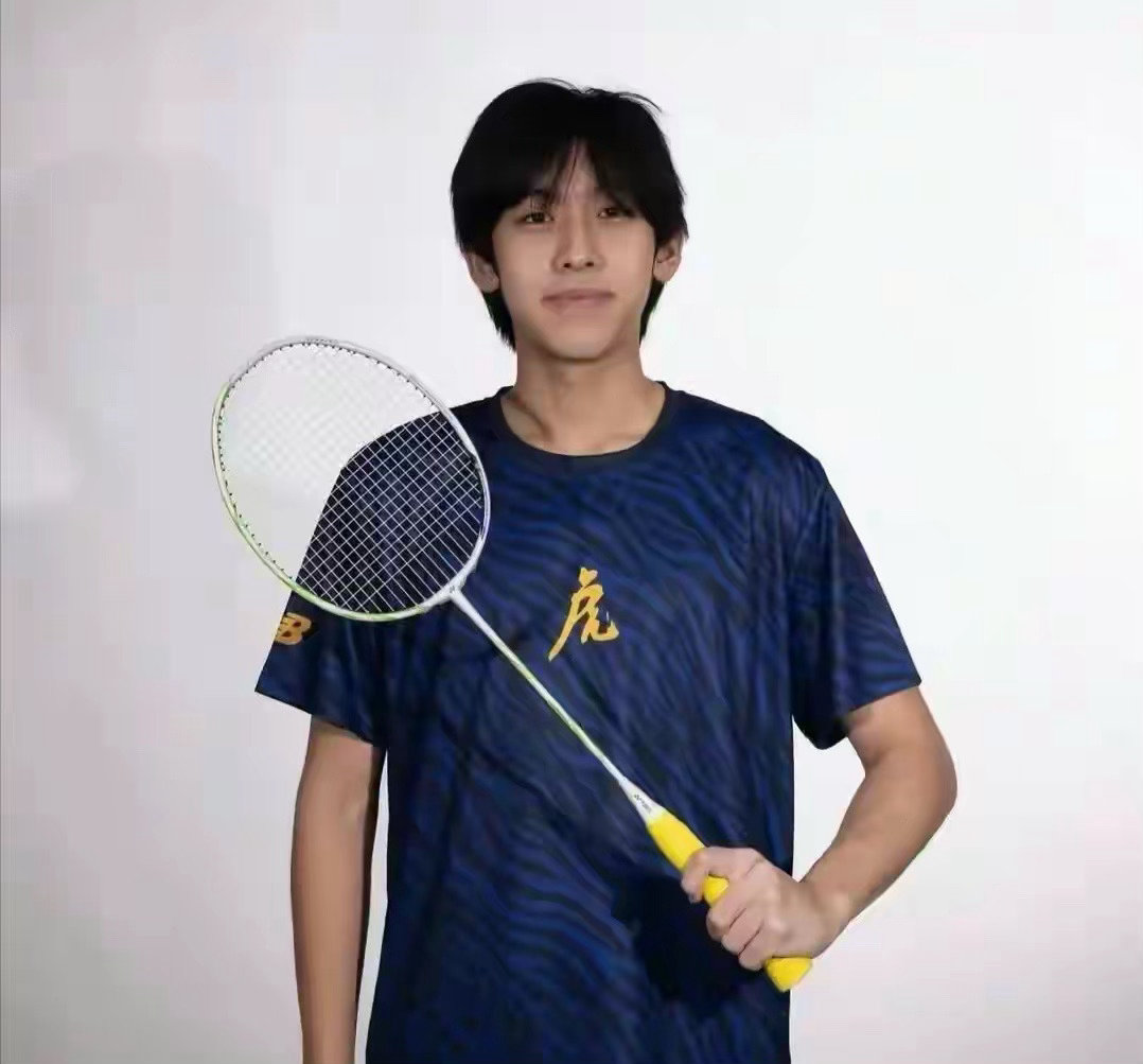 原来他是林志颖儿子，16岁身高1.8m少年感十足，与父亲共用一张脸