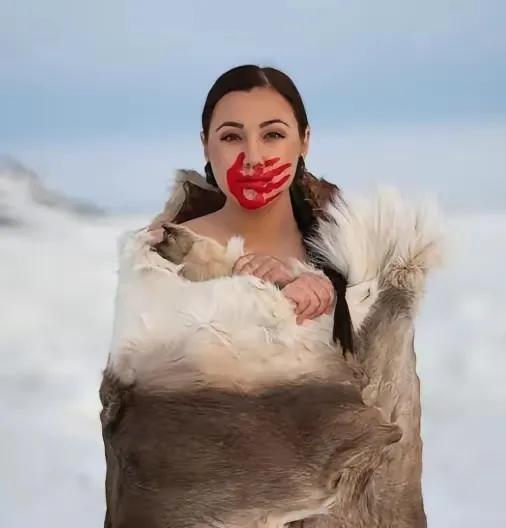 这事儿简直颠覆三观！丹麦这波迟来的承认，撕下了它“人权灯塔”的虚伪面具，暴露的是