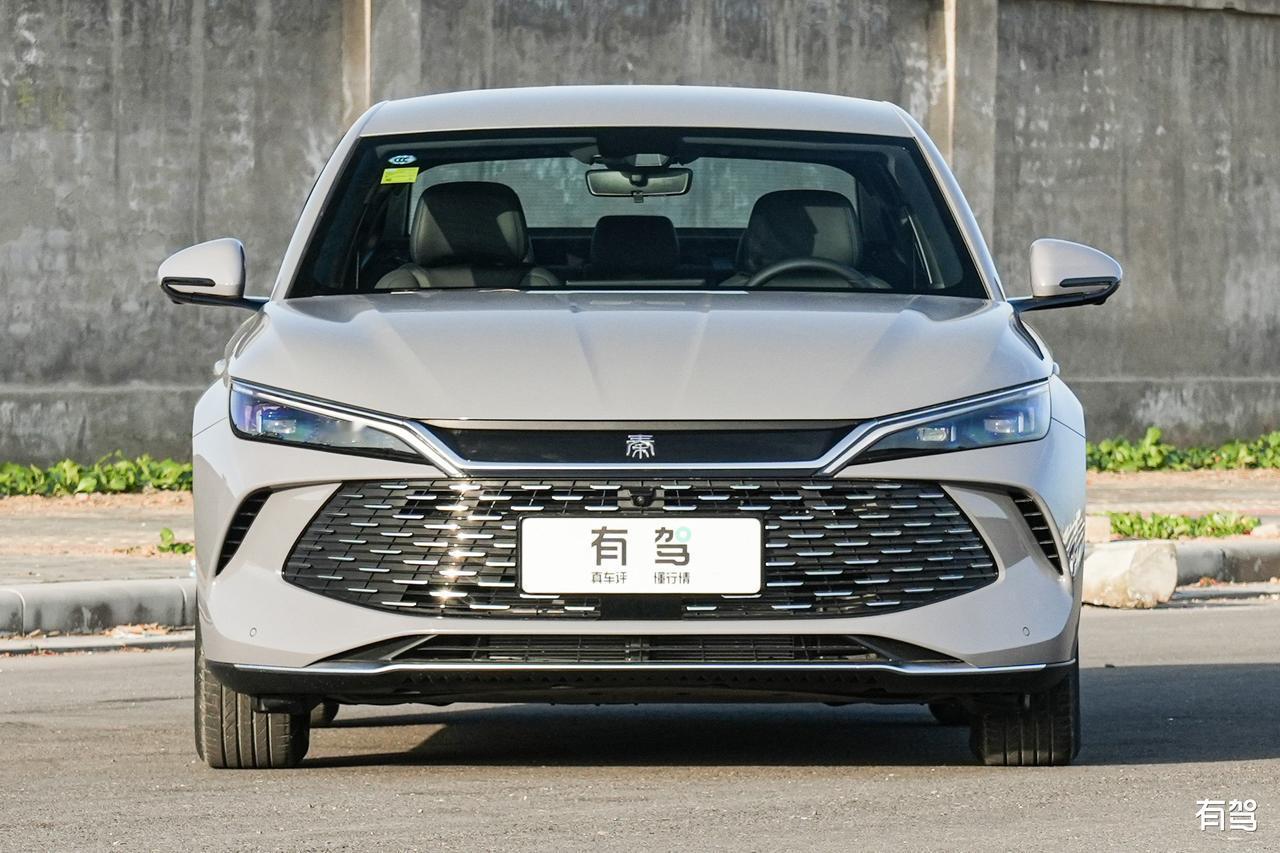 10万级家轿闭眼入？探店比亚迪秦LDM-i，这些细节买车前必看作为常年帮朋友