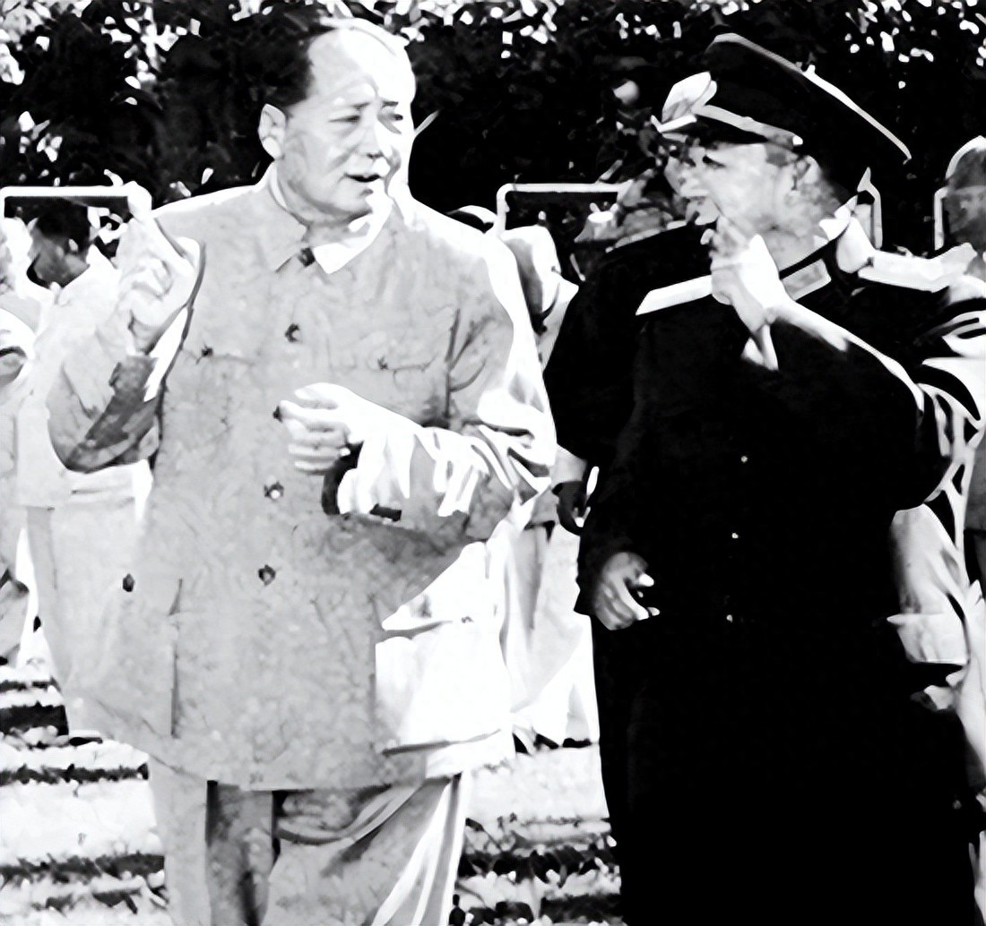 1961年刘亚楼公然和中央唱反调，毛主席无奈让步：我管不了了“1961年7月傍
